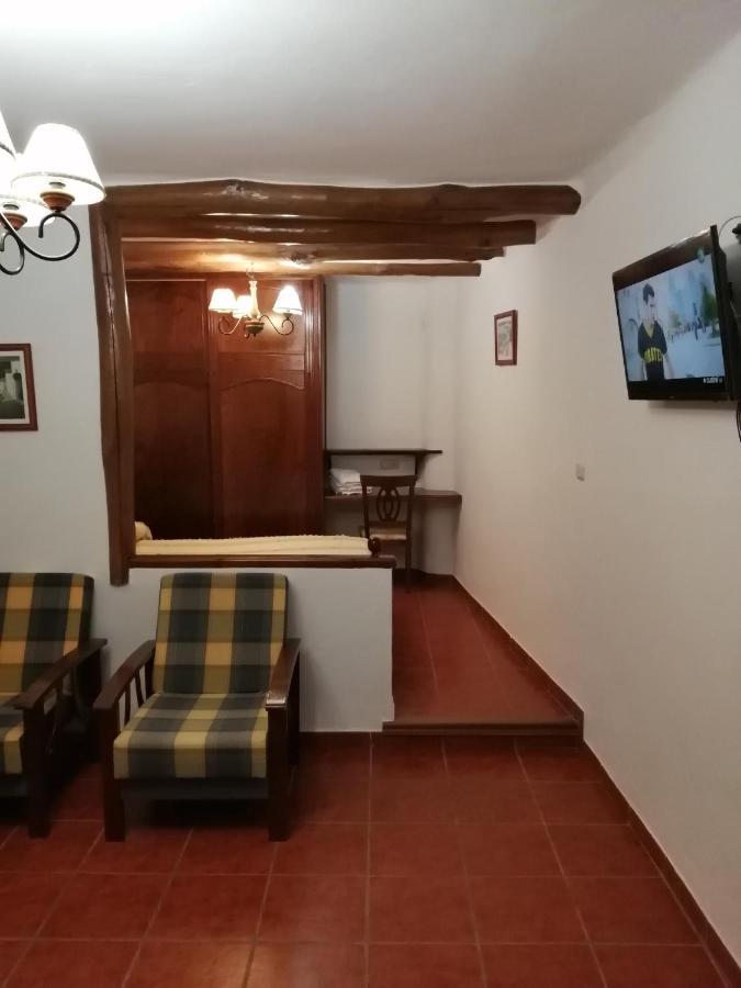 Hostal Ruta De Las Nieves Capileira Esterno foto