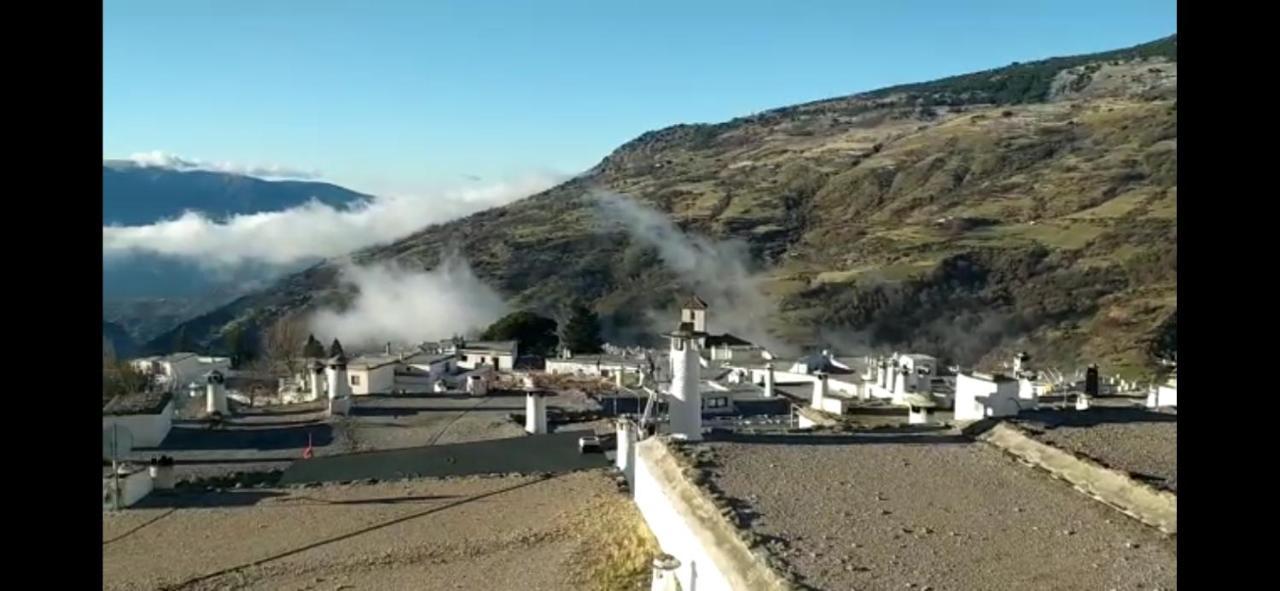 Hostal Ruta De Las Nieves Capileira Esterno foto